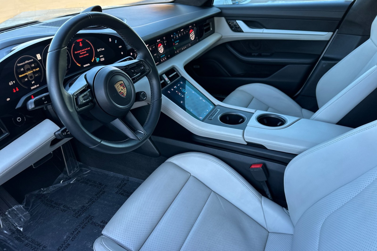 2020 Porsche Taycan Turbo photo 4