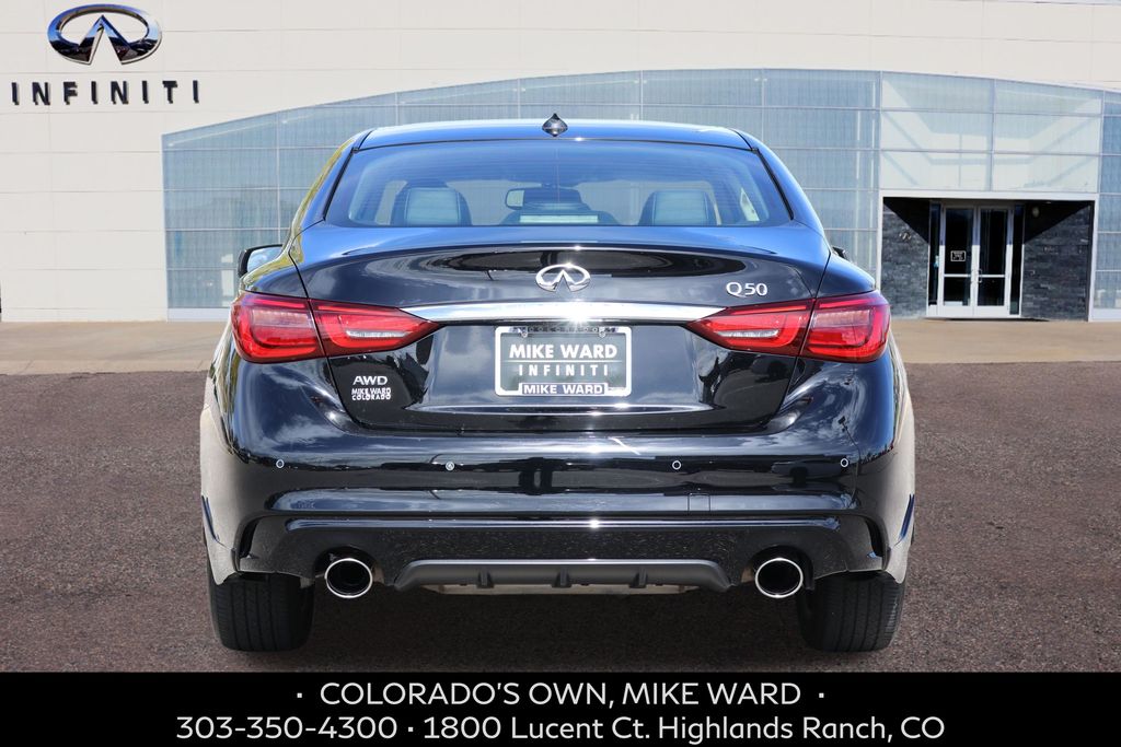 2024 Infiniti Q50 LUXE photo 4