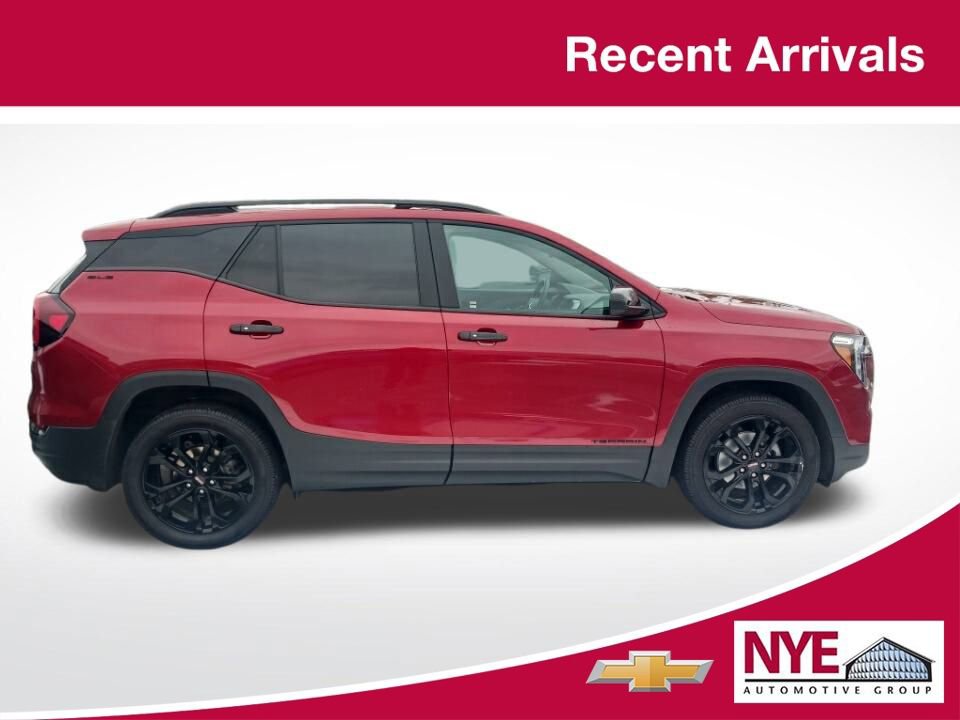 2022 GMC Terrain SLE's photo