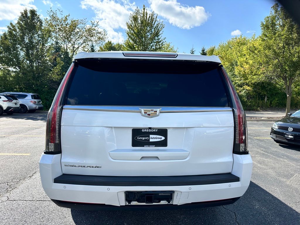 2016 Cadillac Escalade ESV Luxury photo 6