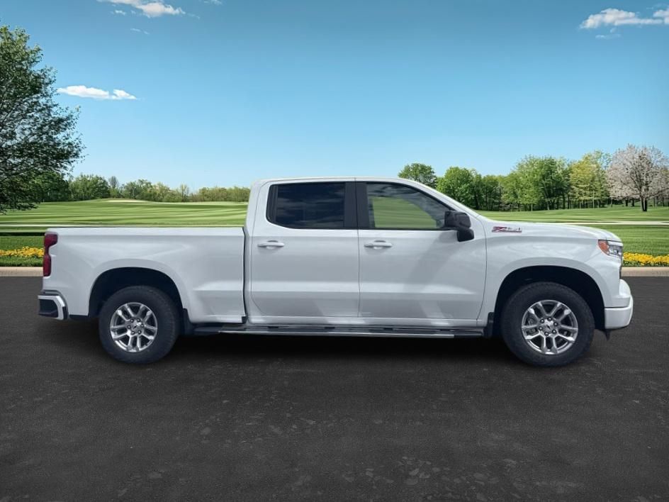 2025 Chevrolet Silverado 1500 RST photo 4