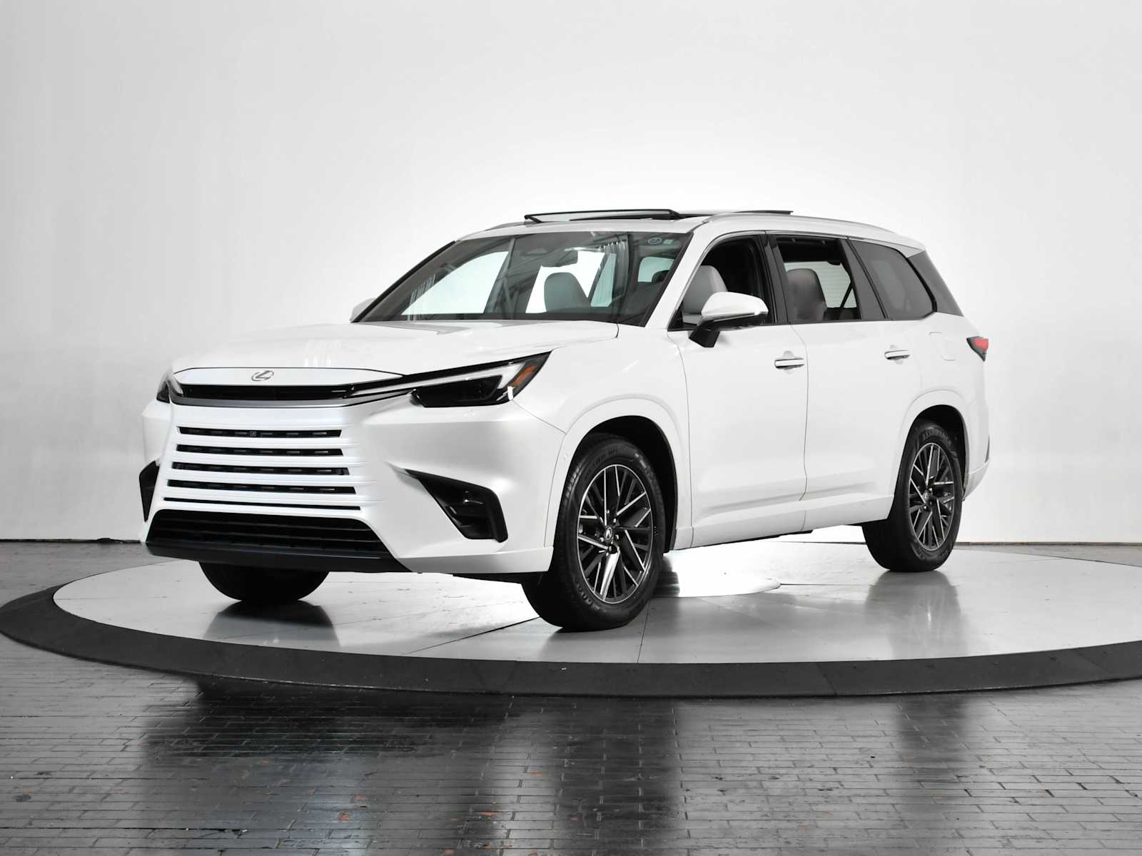 2024 Lexus TX 350's photo