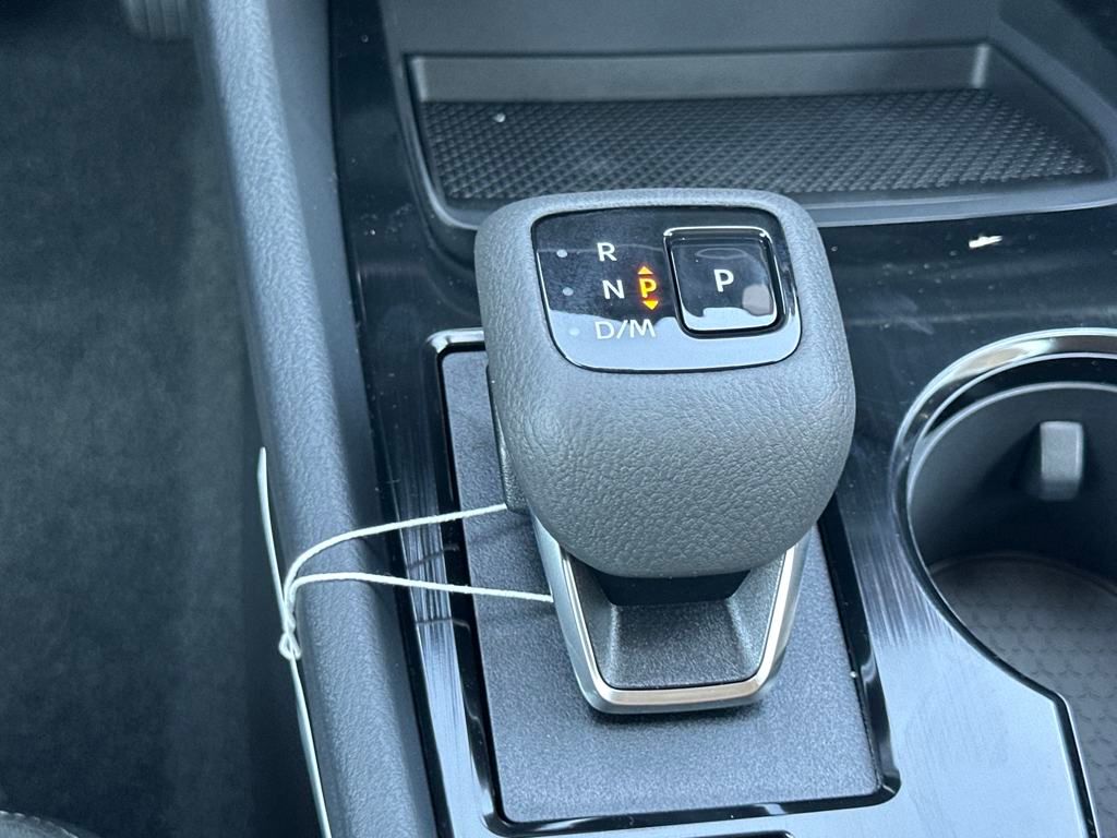 2026 Nissan Rogue S photo 21