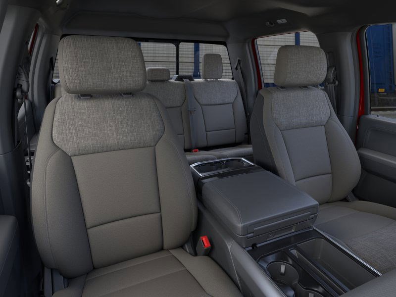 2025 Ford F-150 XLT photo 9