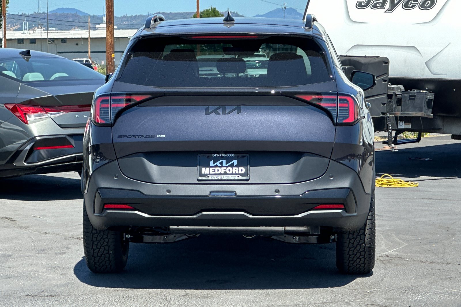 2026 Kia Sportage X-Pro Prestige photo 3