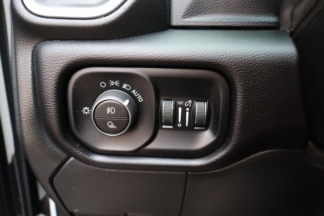 2024 Ram 3500 Laramie photo 17