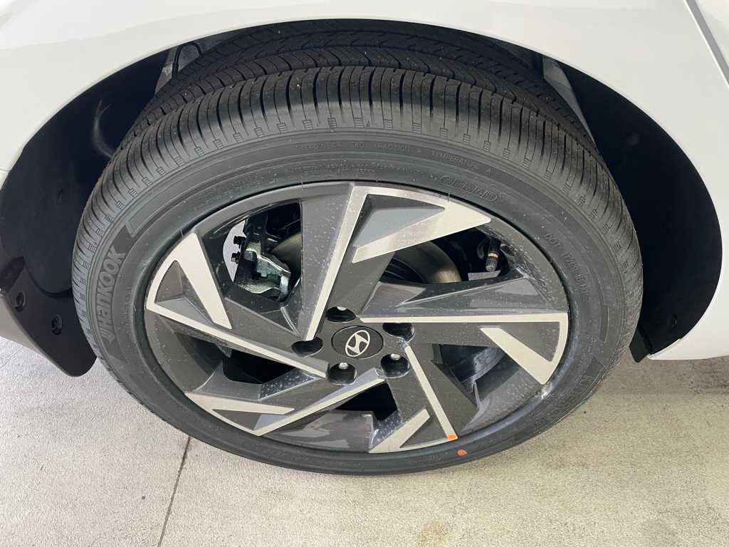 2025 Hyundai Elantra Hybrid Limited photo 20