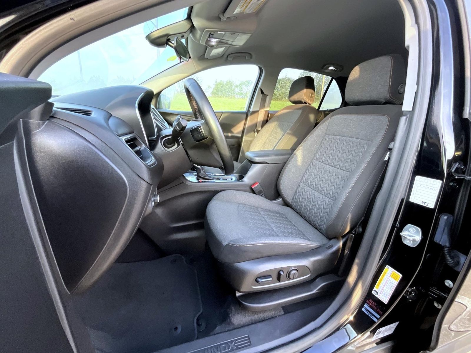 2024 Chevrolet Equinox LT photo 10