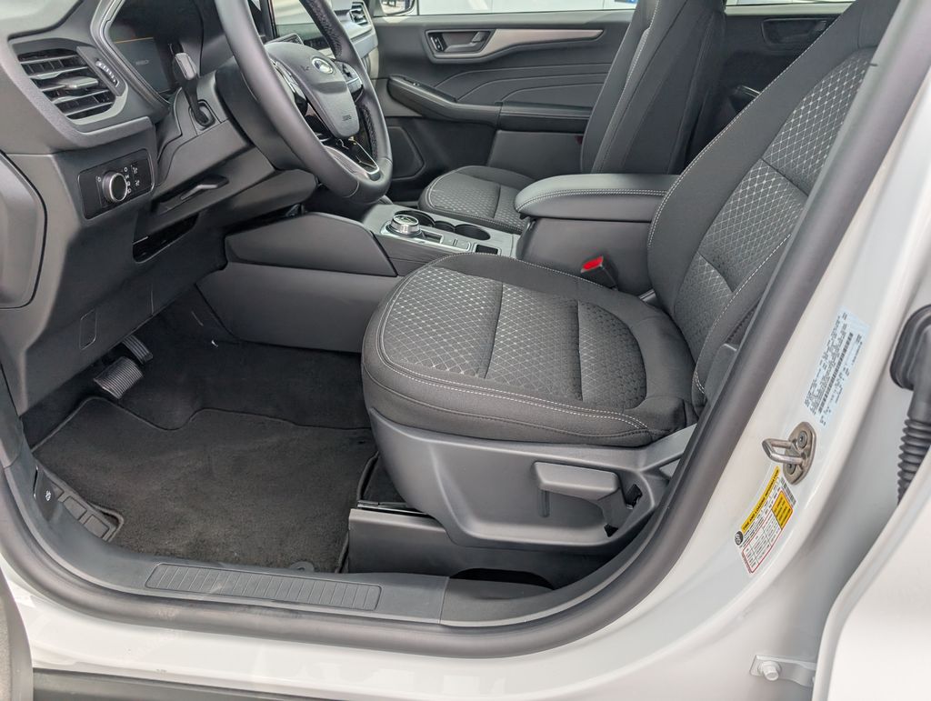 2025 Ford Escape Active photo 3