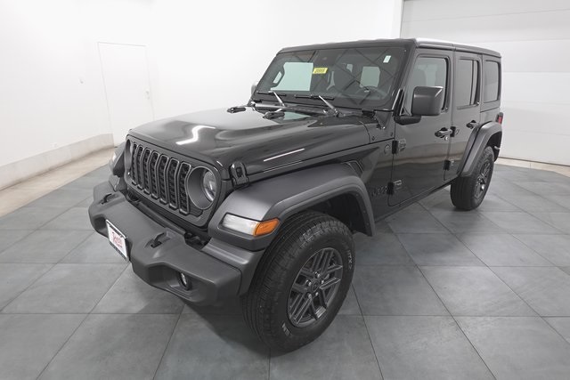 2024 Jeep Wrangler Sport S photo 3