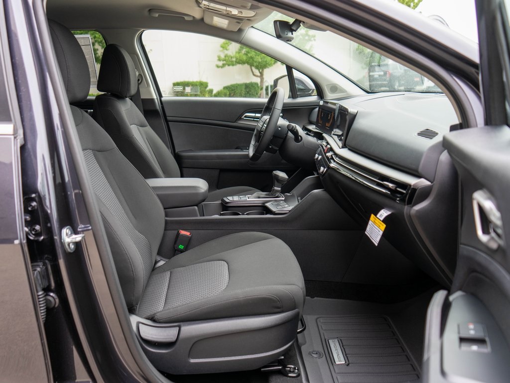 2026 Kia Sportage LX photo 9