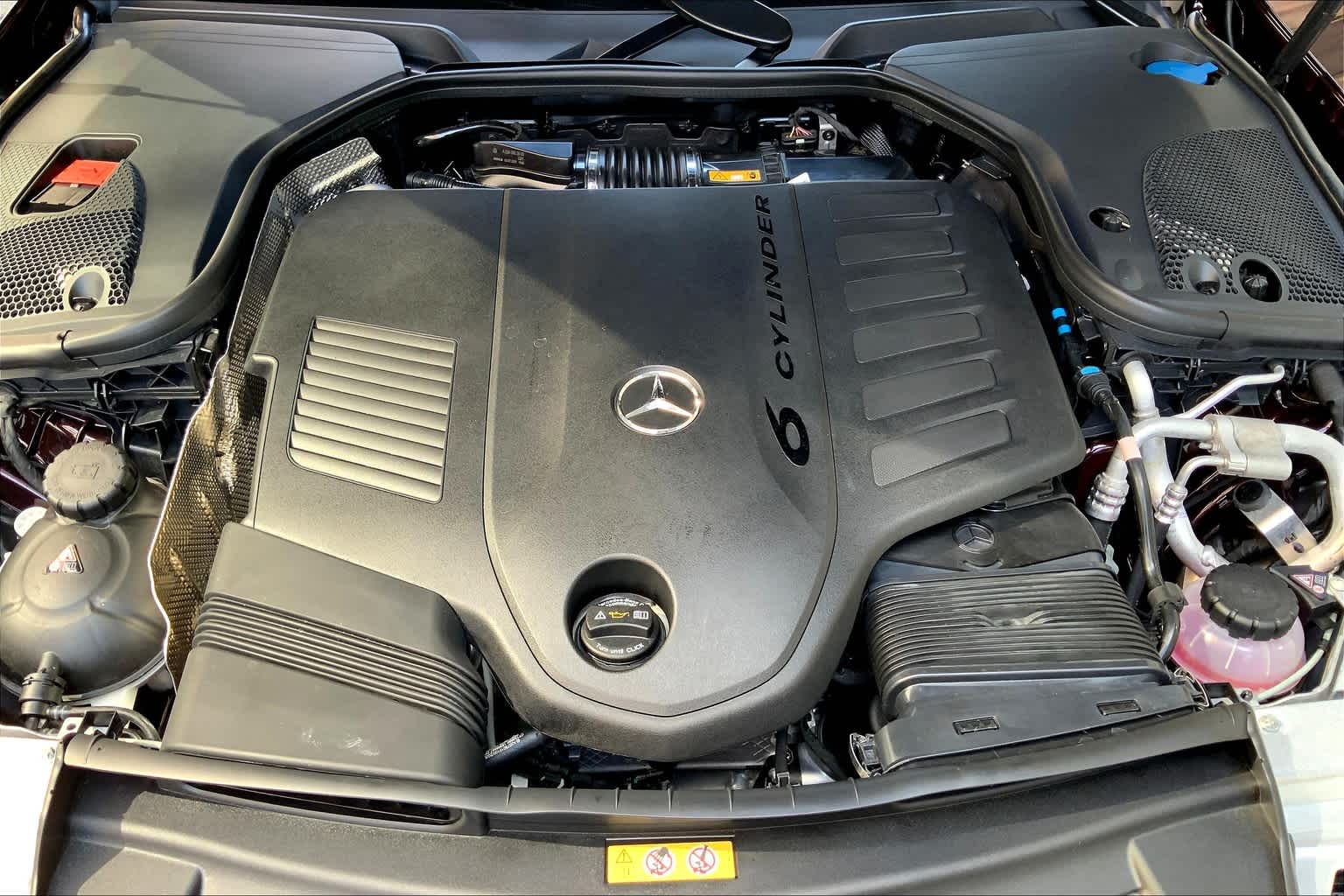 2022 Mercedes Benz E 450 photo 28