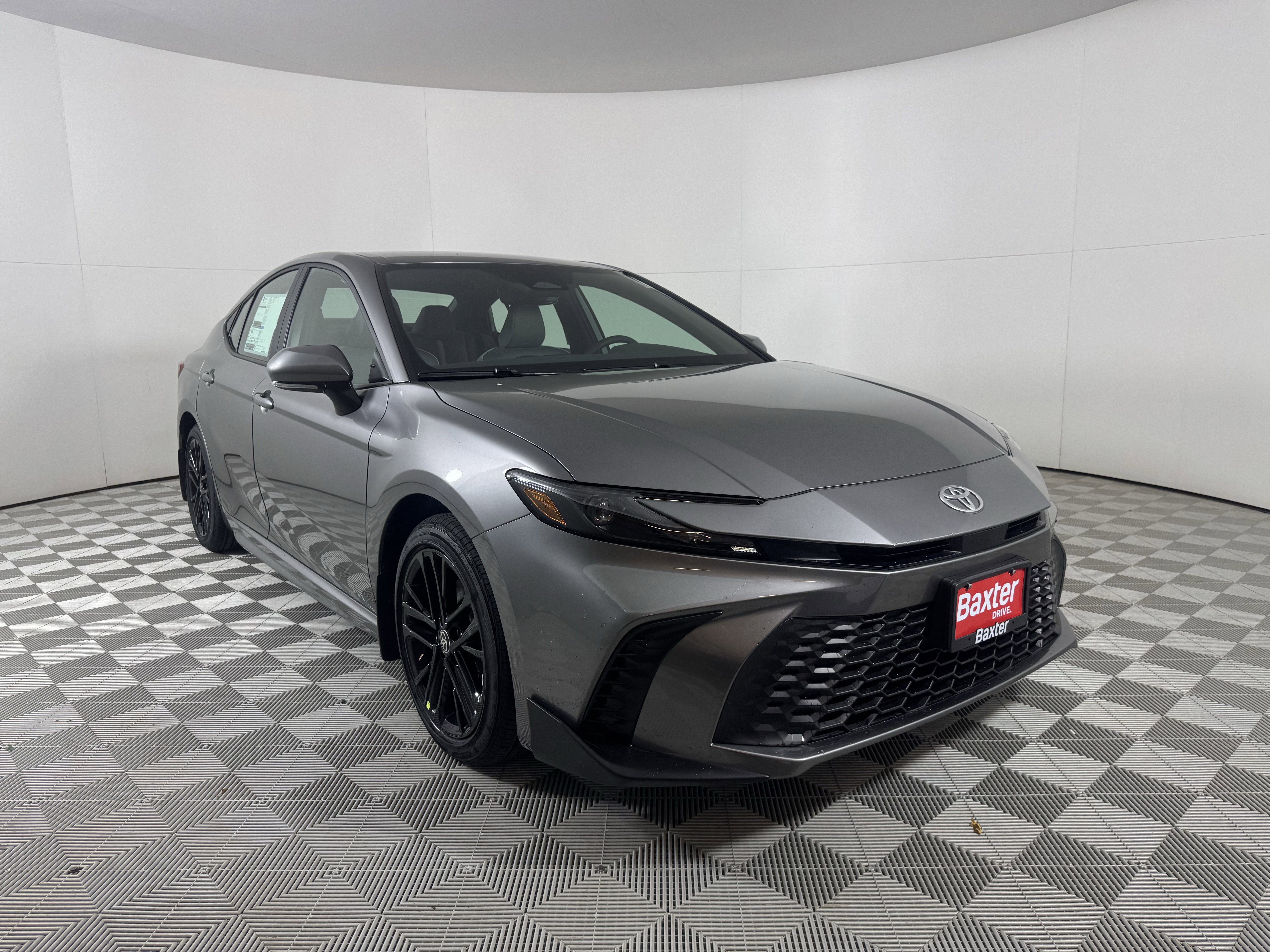 2026 Toyota Camry SE's photo