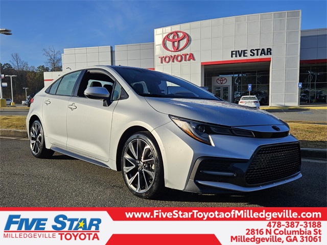 2022 Toyota Corolla SE's photo