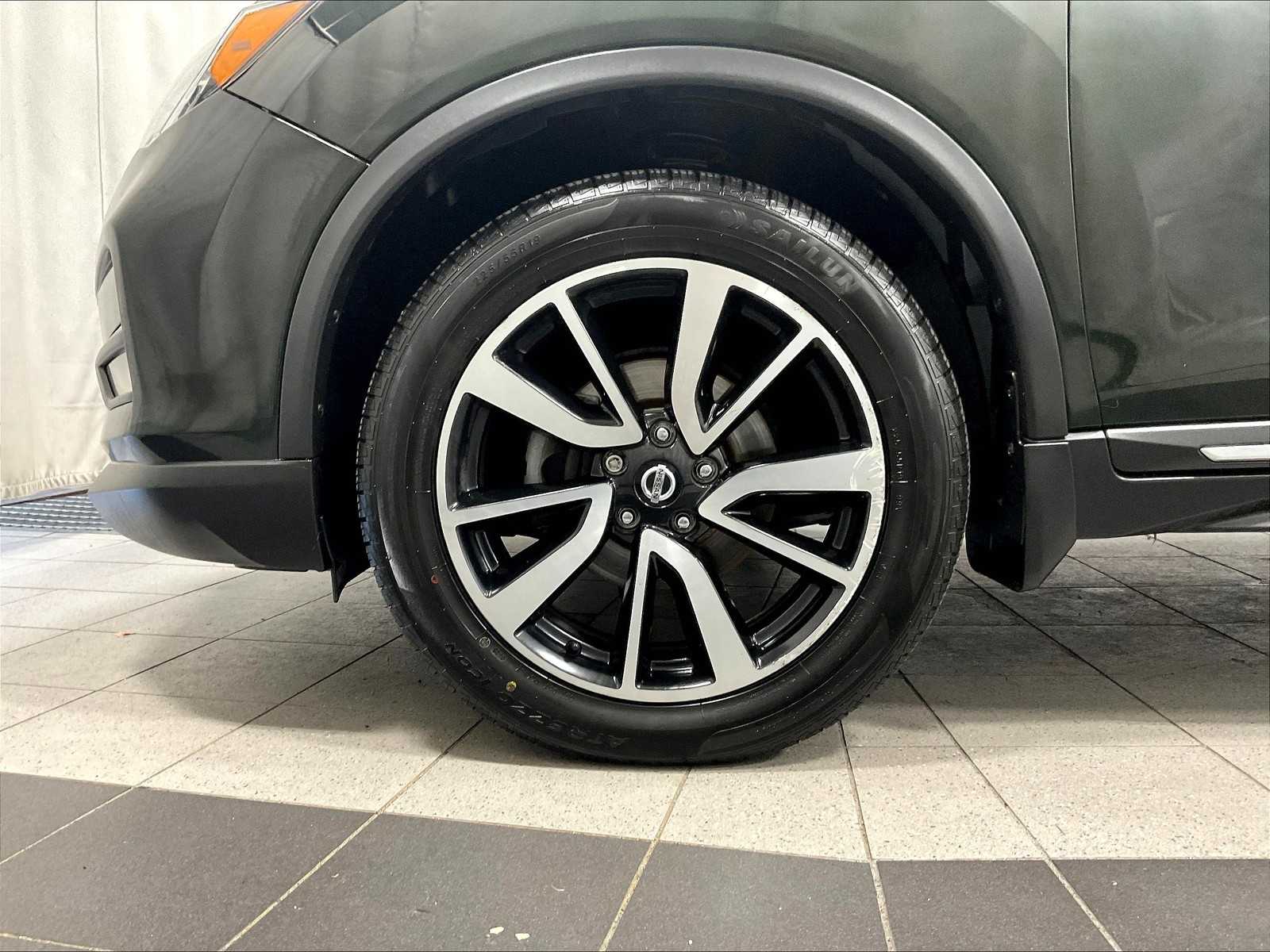 2019 Nissan Rogue SL photo 7