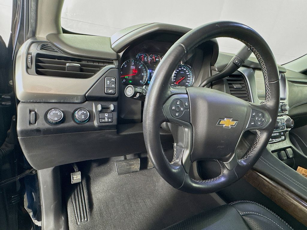 2019 Chevrolet Tahoe LS photo 11