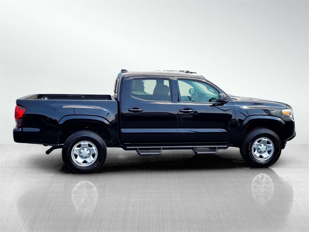 2022 Toyota Tacoma SR photo 4