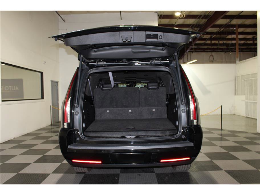 2016 Cadillac Escalade ESV Platinum photo 20