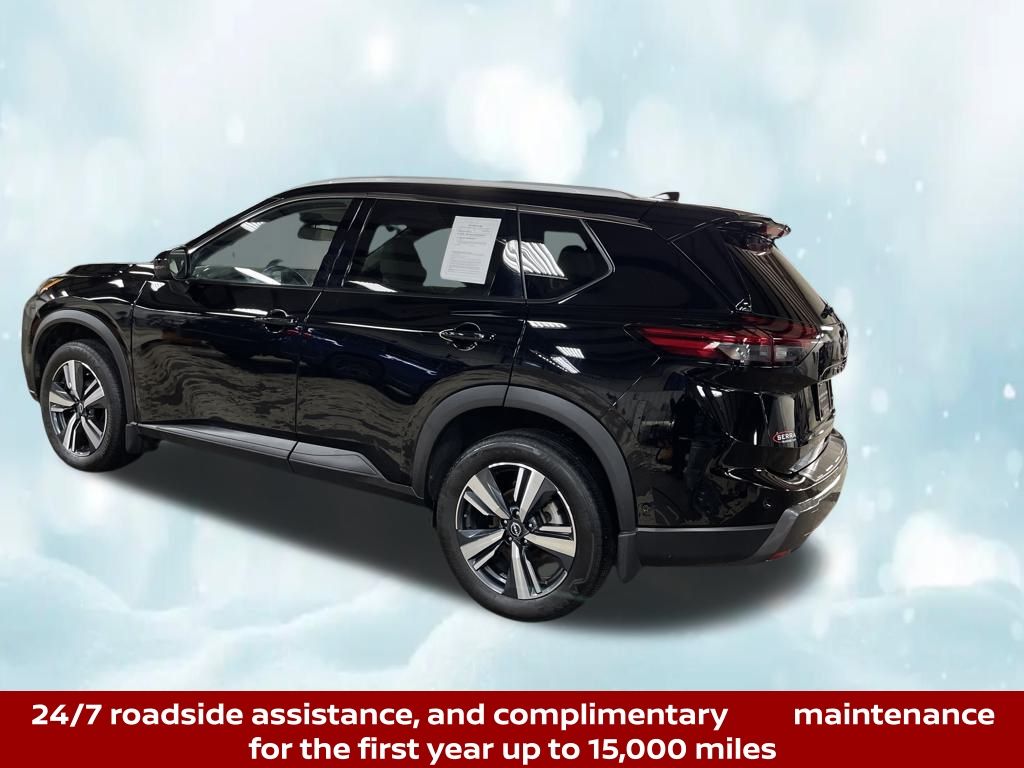 2024 Nissan Rogue SL photo 3