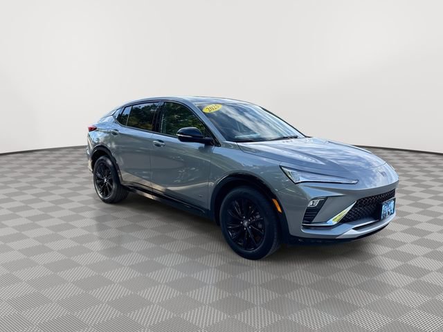 2025 Buick Envista ST photo 2