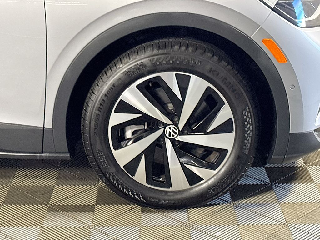 2023 Volkswagen ID.4 Standard photo 17