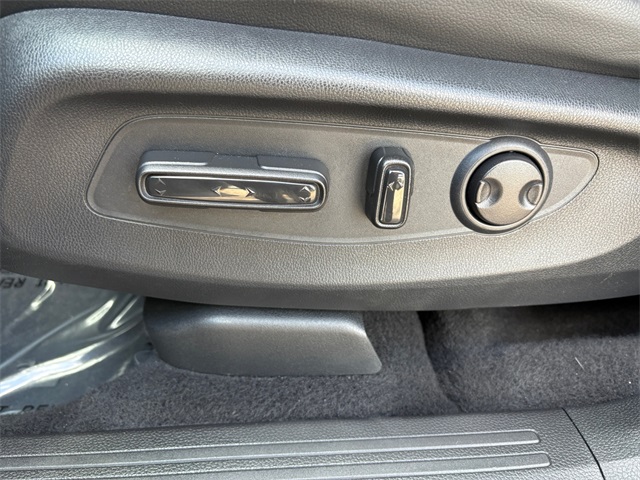 2023 Honda CR-V EX-L photo 9