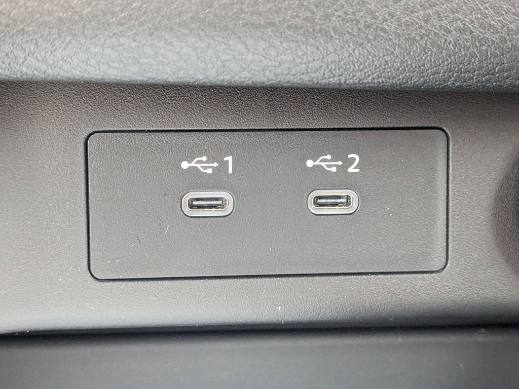 2025 Nissan Rogue S photo 17