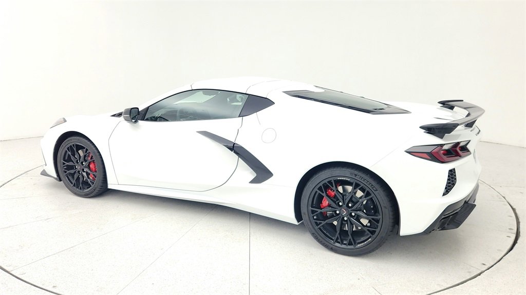 2026 Chevrolet Corvette Stingray photo 3