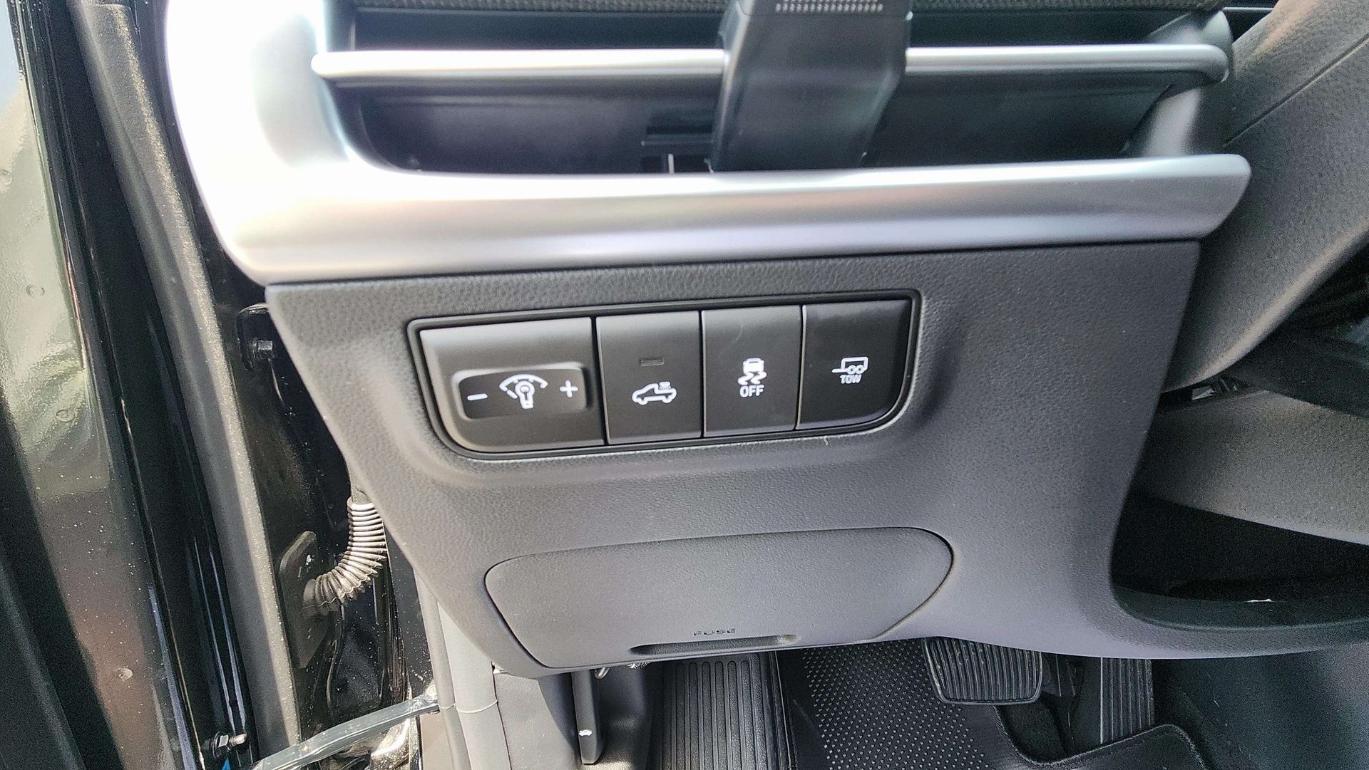 2025 Hyundai Santa Cruz Limited photo 13