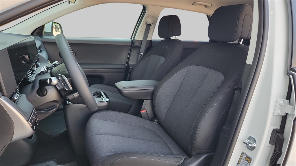 2025 Hyundai Ioniq 5 SE photo 20
