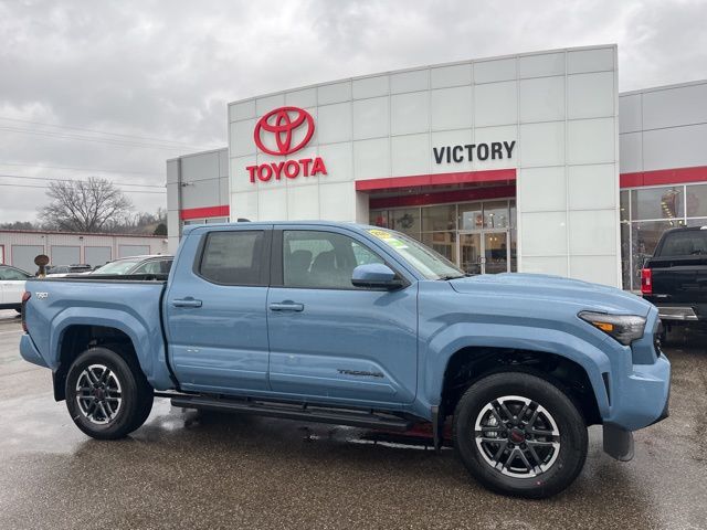 2026 Toyota Tacoma TRD Sport's photo