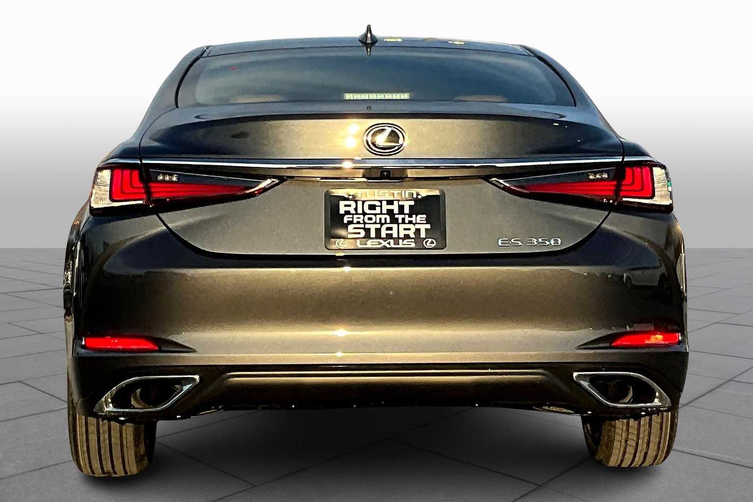 2025 Lexus ES 350 photo 4