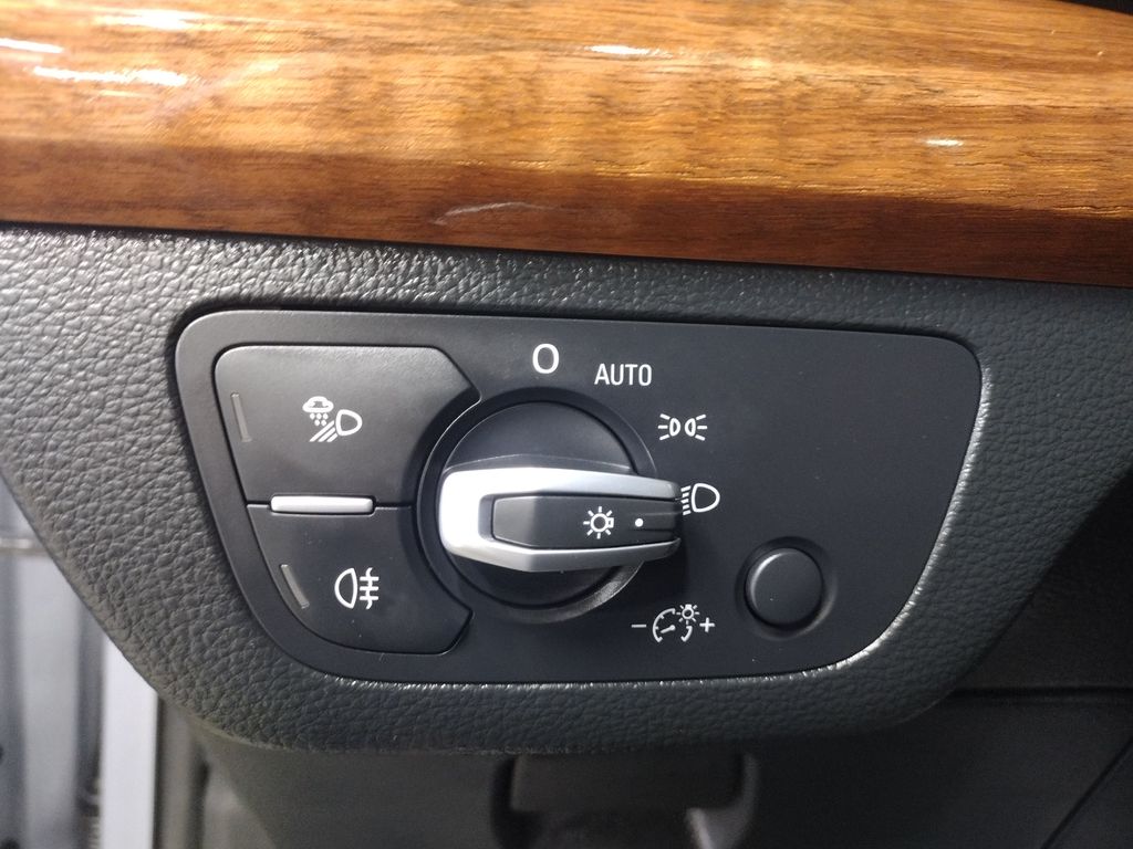 2022 Audi Q5 45 S line Premium photo 16