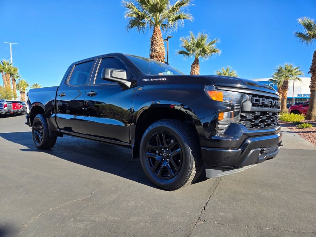 2023 Chevrolet Silverado 1500 Custom's photo