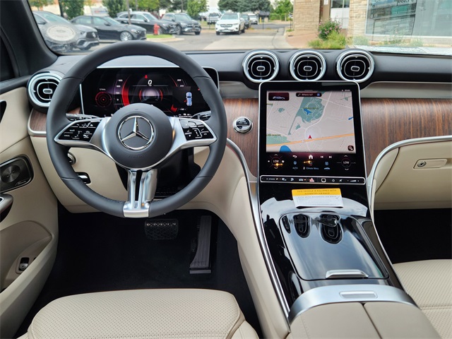 2025 Mercedes Benz GLC 350e 4MATIC photo 12