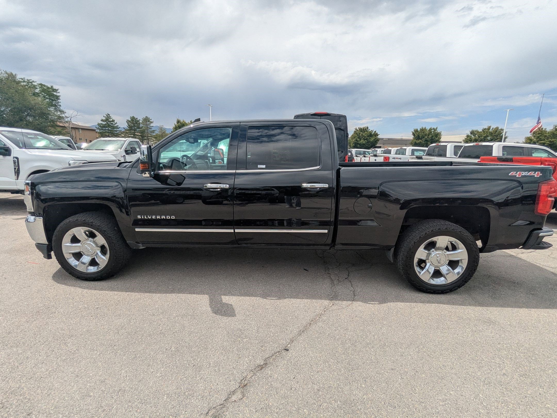 2017 Chevrolet Silverado 1500 LTZ photo 6