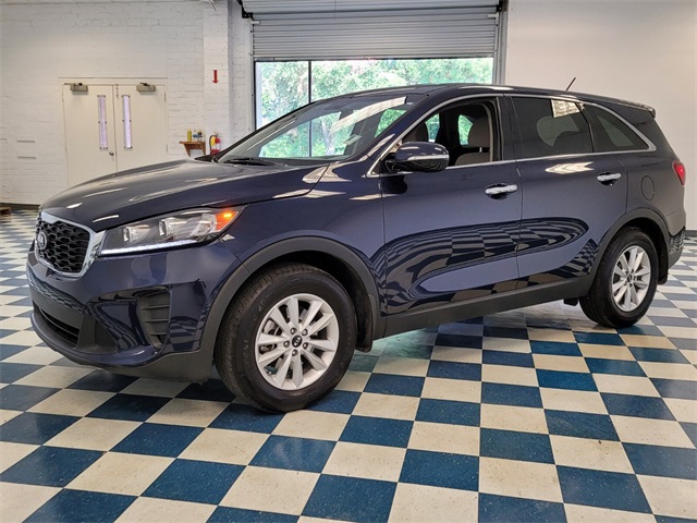 2020 Kia Sorento LX photo 3