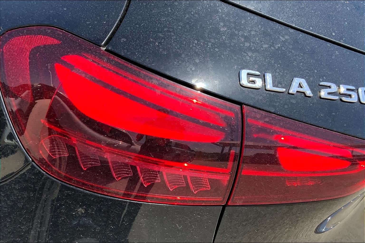 2025 Mercedes Benz GLA 250 photo 6