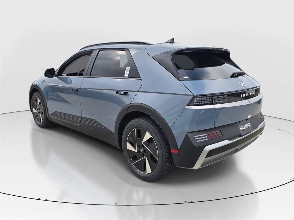 2025 Hyundai Ioniq 5 SEL photo 4