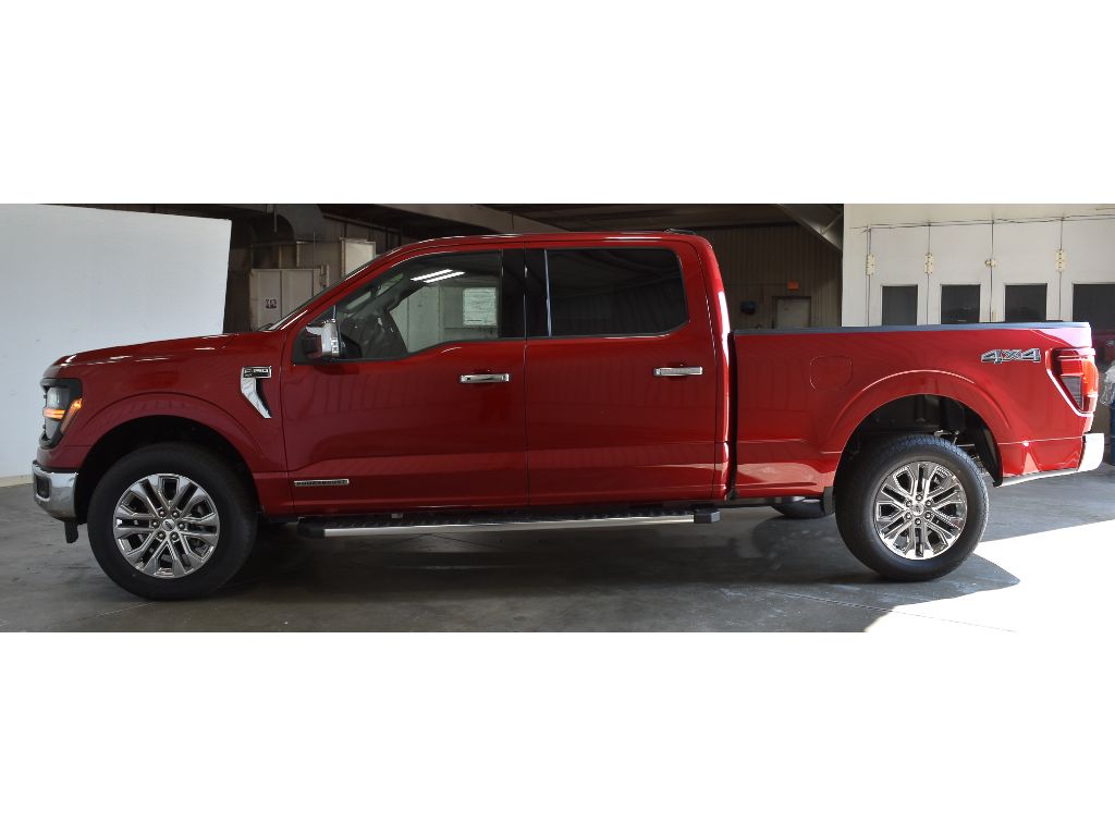 2025 Ford F-150 XLT photo 4