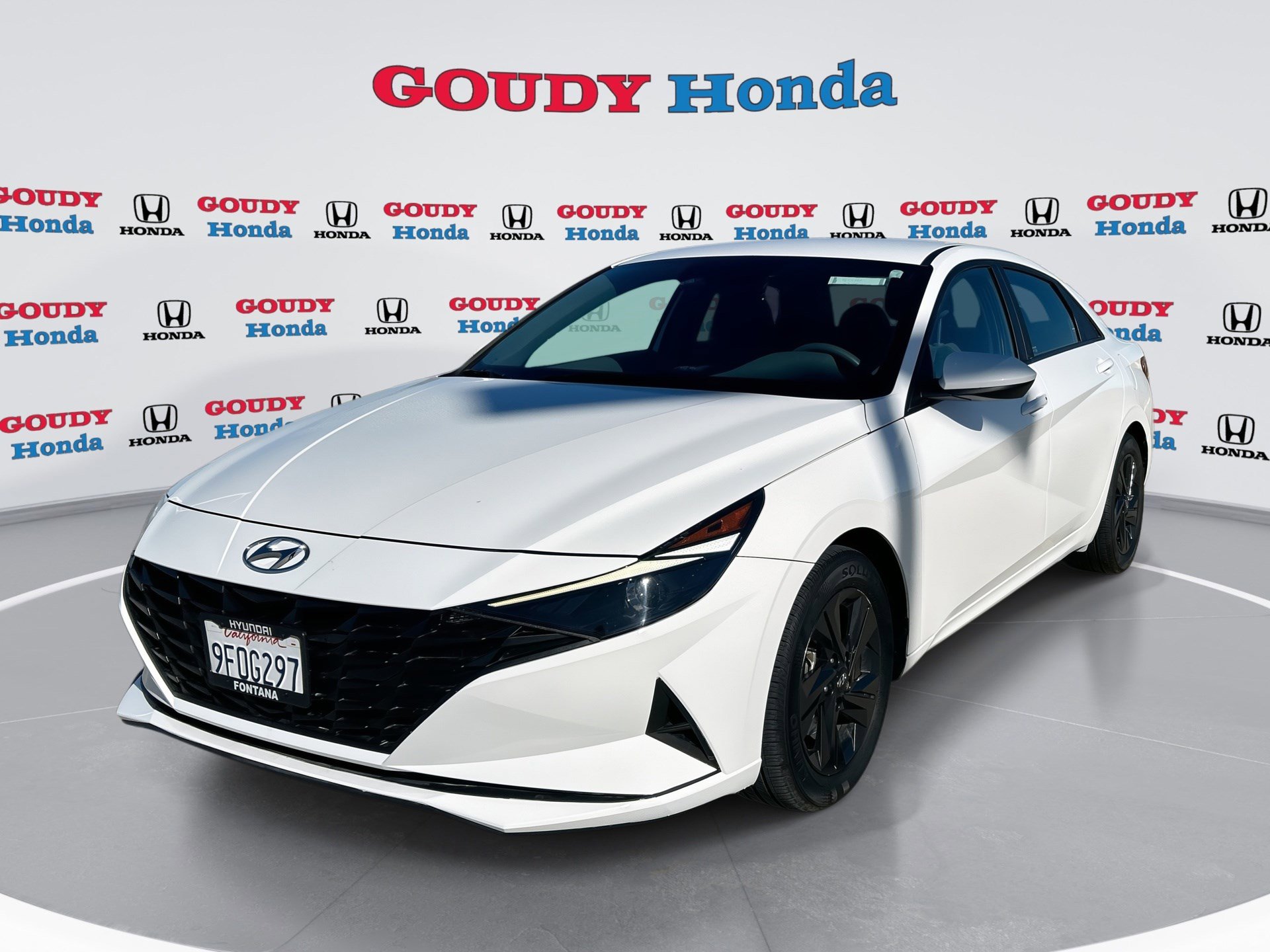 2023 Hyundai Elantra Blue's photo