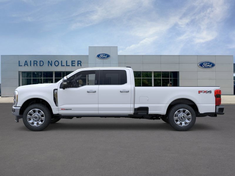 2025 Ford F-350 Lariat photo 3