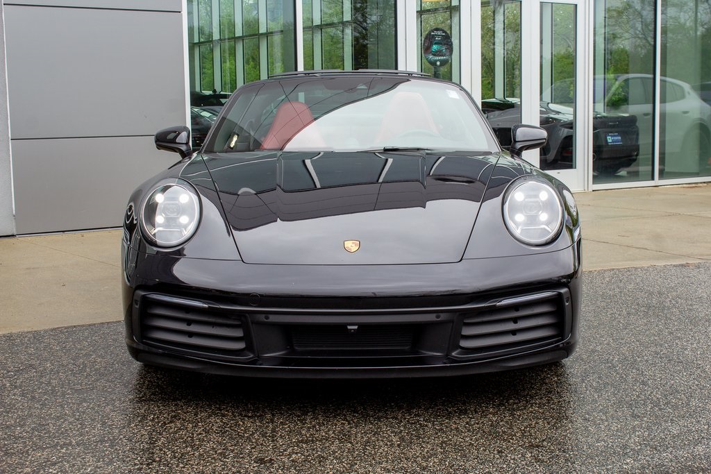 2021 Porsche 911 Targa 4S photo 3