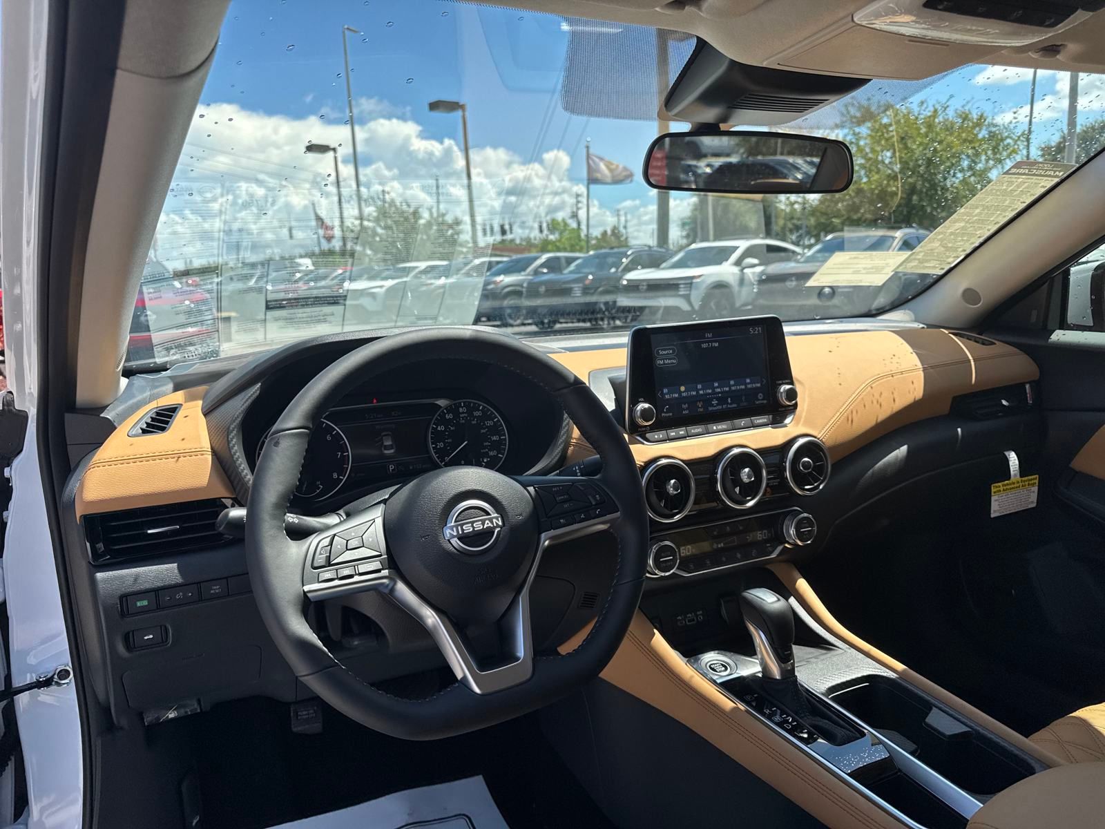 2025 Nissan Sentra SV photo 10