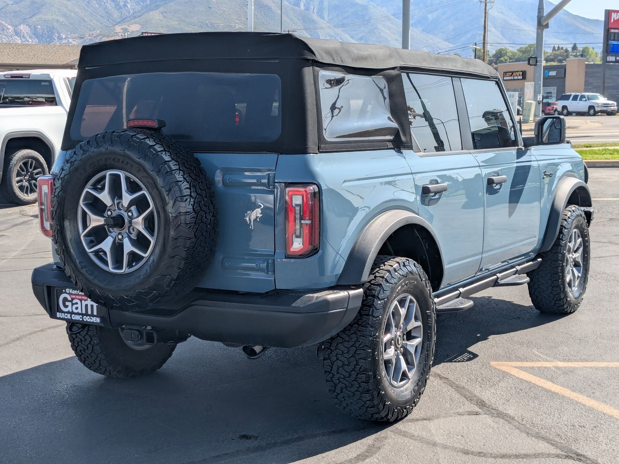 2022 Ford Bronco Badlands photo 3