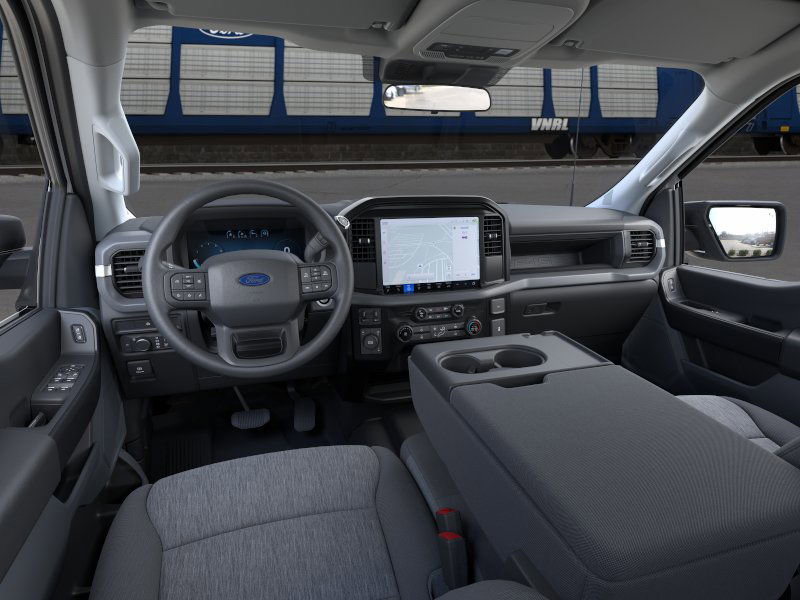 2025 Ford F-150 XL photo 2