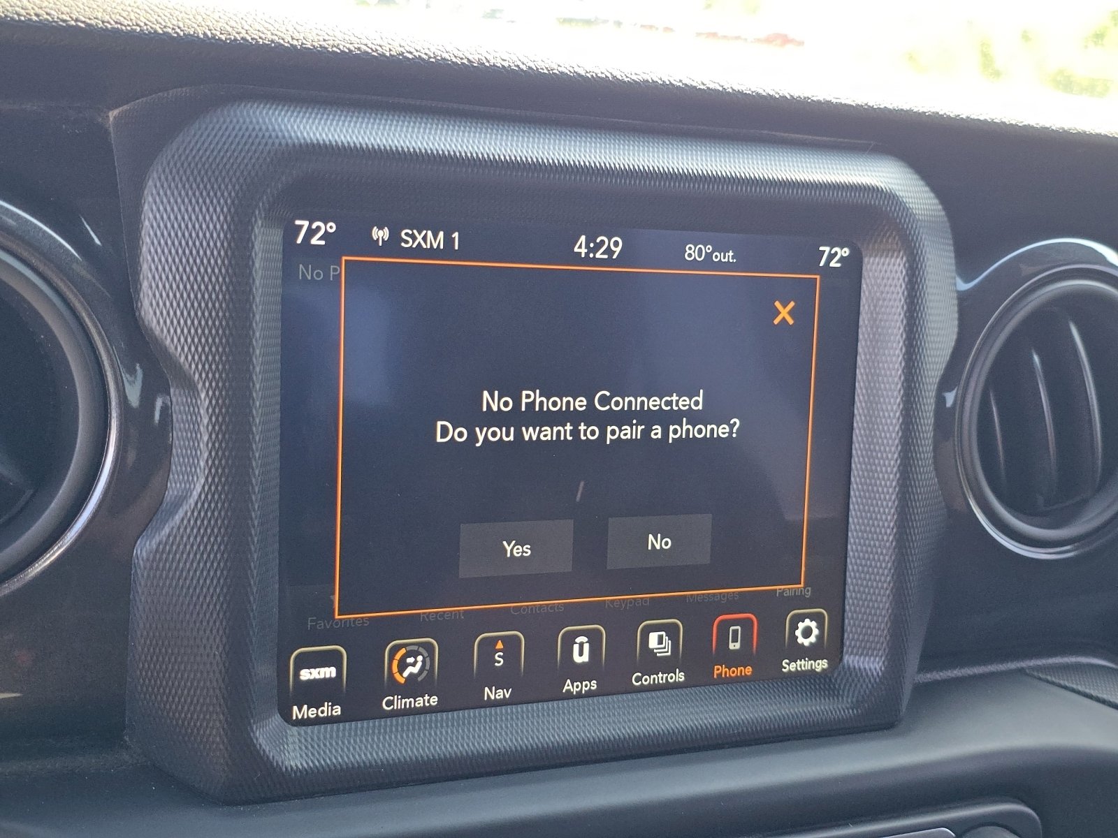2022 Jeep Gladiator Altitude photo 6
