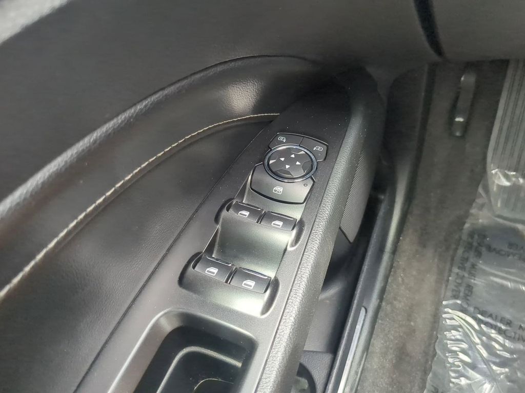 2020 Ford Fusion Titanium photo 24