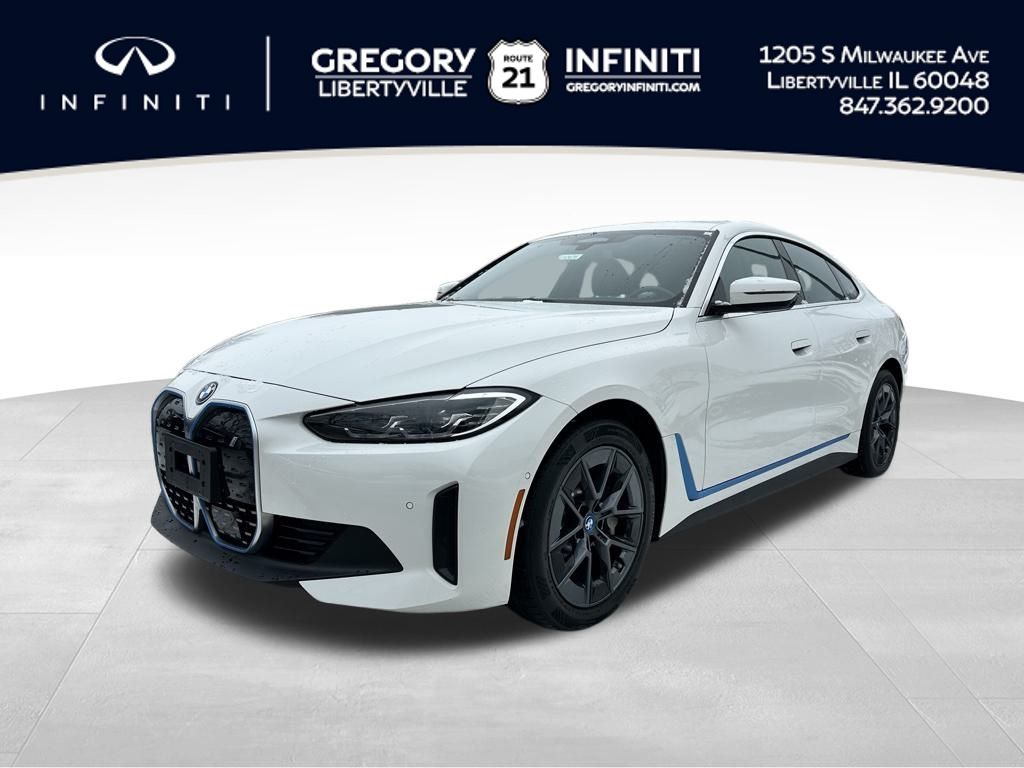 2024 BMW i4 40's photo