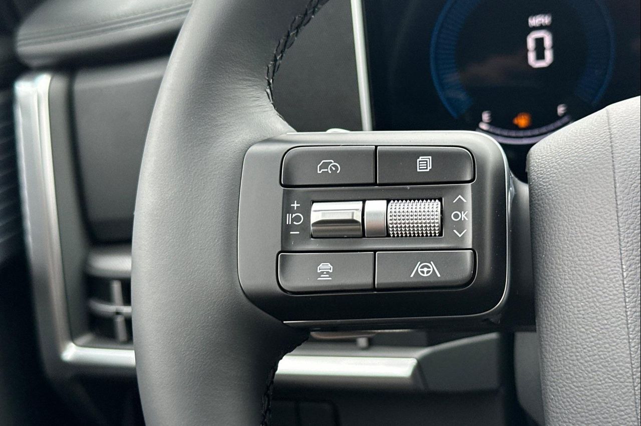 2025 Hyundai Santa Fe SEL photo 26